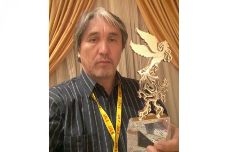Поздравляем доцента кафедры «Киноискусство» Умарова Марса Жумадиловича