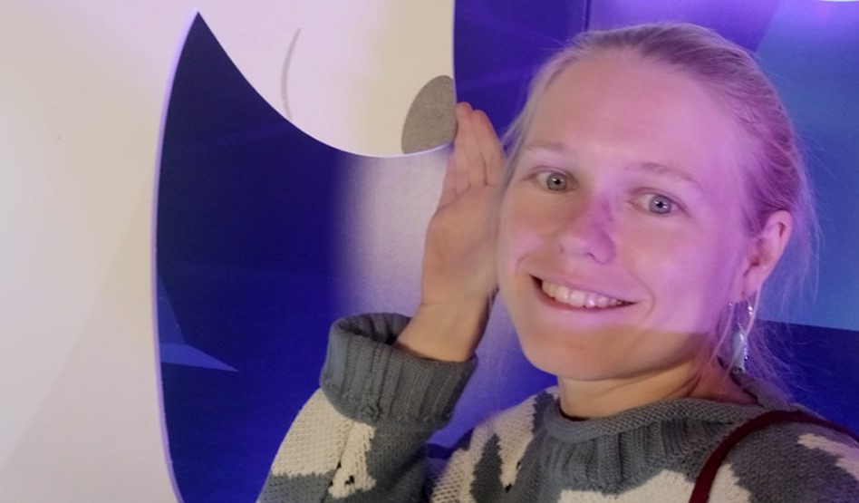 Анна Попова