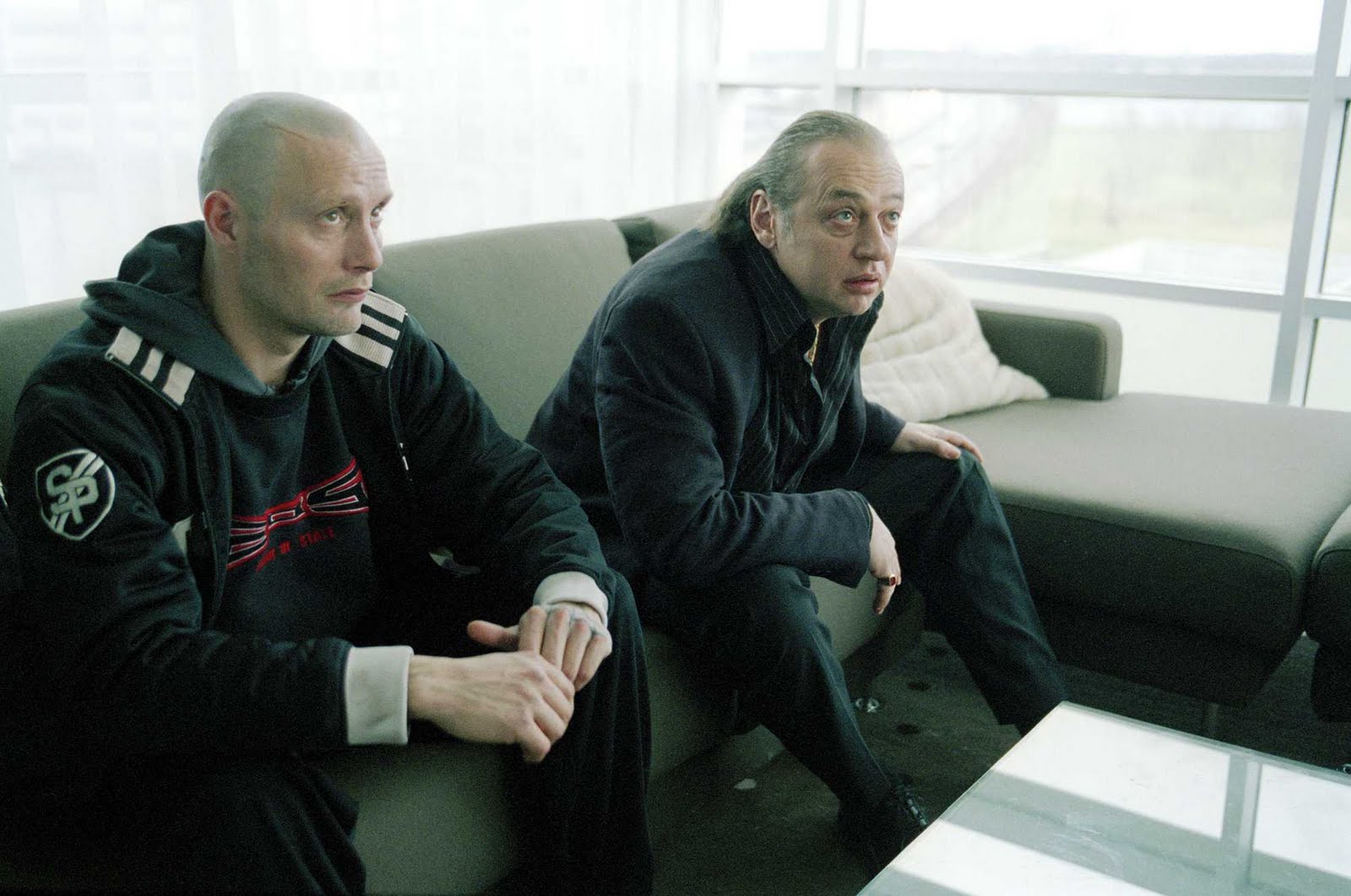 Кадр «Дилер 2»